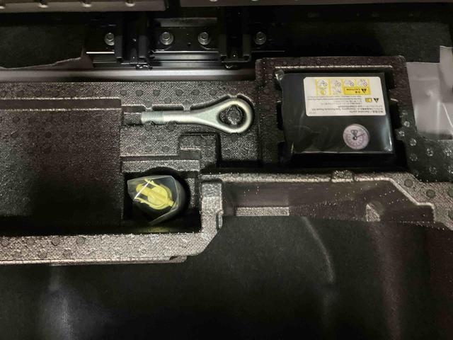 ムーヴＸ／ディスプレイオーディオ／左側パワースライドドアディスプレイオーディオ　左側パワースライドドア　スライドドアイージークローザー　バックモニター　オートエアコン　キーフリー　足踏み式パーキングブレーキ　ワイヤレス充電機能　ＬＥＤ　スマートアシスト（三重県）の中古車