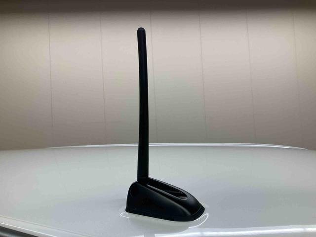 ムーヴキャンバスＧメイクアップＶＳ　ＳＡIIIナビ　パノラマモニター　バックモニター　ドライブレコーダー　ＥＴＣ　プッシュボタンスタート　キーフリー　足踏み式パーキングブレーキ　両側電動スライドドア　２トーン　置きラクボックス　ホイールキャップ（三重県）の中古車