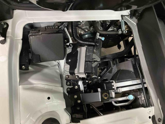 ハイゼットトラックスタンダード／４ＷＤＡＭ／ＦＭラジオ　マニュアルエアコン　オートハイビーム　コーナーセンサー　スマートアシスト（三重県）の中古車