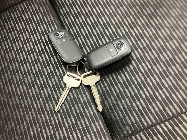 ハイゼットトラックジャンボエクストラ/4WD/ディスプレイオーディオスマートアシスト ディスプレイオーディオ バックモニター メッキフロントグリル LED 電動格納式ドアミラー オーバーヘッドシェルフ リクライニングシート プッシュボタンスタート キーフリー(三重県)の中古車