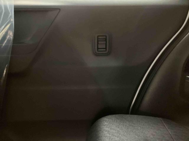 ムーヴＧ／左側パワースライドドア／ナビナビ　バックモニター　ドライブレコーダー　左側パワースライドドア　プッシュボタンスタート　キーフリー　電動パーキングブレーキ　１４インチアルミホイール　ＬＥＤヘッドランプ＆フォグランプ（三重県）の中古車