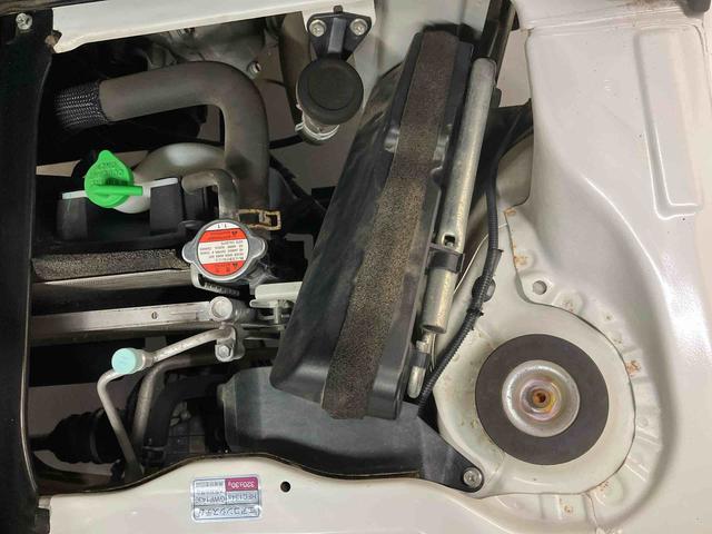 キャリイトラックＫＣスペシャル／３方開／４ＷＤＡＭ／ＦＭラジオ　パワーウィンドウ　キーレスエントリー　３方開　４ＷＤ　オートマ　マニュアルエアコン　パワステ　ＡＢＳ　マット　バイザー（三重県）の中古車