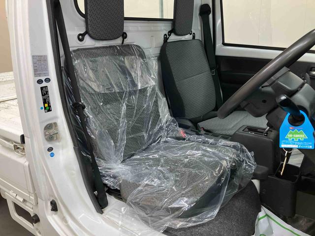 キャリイトラックＫＣスペシャル／３方開／４ＷＤＡＭ／ＦＭラジオ　パワーウィンドウ　キーレスエントリー　３方開　４ＷＤ　オートマ　マニュアルエアコン　パワステ　ＡＢＳ　マット　バイザー（三重県）の中古車