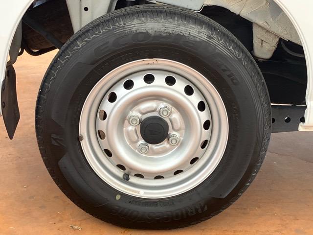 ハイゼットカーゴデラックスＳＡIII２ＷＤ・ＡＴ車・両側スライドドア・ＡＭ／ＦＭラジオ・エコアイドル・エアコン・キーレスエントリー・パワーウィンドウ（佐賀県）の中古車