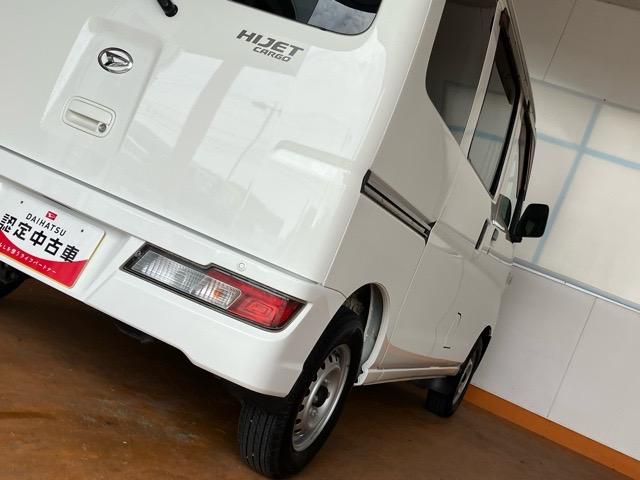 ハイゼットカーゴデラックスＳＡIII２ＷＤ・ＡＴ車・両側スライドドア・ＡＭ／ＦＭラジオ・エコアイドル・エアコン・キーレスエントリー・パワーウィンドウ（佐賀県）の中古車