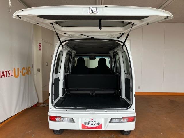 ハイゼットカーゴデラックスＳＡIII２ＷＤ・ＡＴ車・両側スライドドア・ＡＭ／ＦＭラジオ・エコアイドル・エアコン・キーレスエントリー・パワーウィンドウ（佐賀県）の中古車
