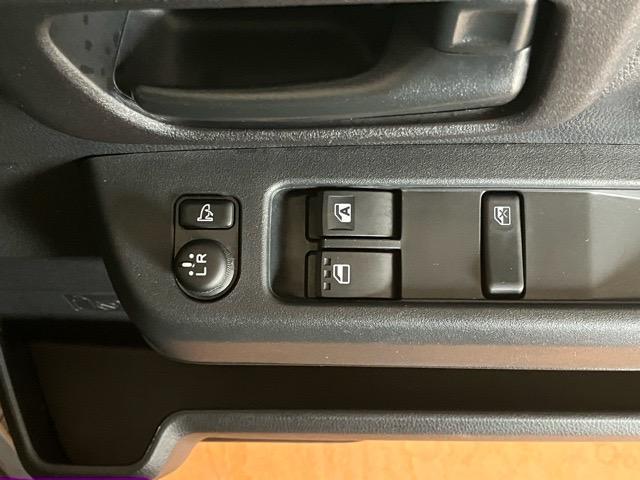 ハイゼットカーゴクルーズ２ＷＤ・ＭＴ車・両側スライドドア・ナビ・ドラレコ・コーナーセンサー・エコアイドル・エアコン・キーレスエントリー・パワーウィンドウ（佐賀県）の中古車