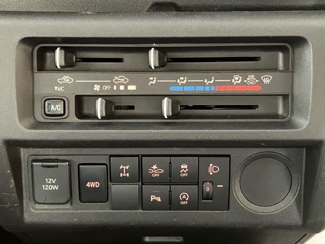 ハイゼットトラック多目的ダンプ４ＷＤ・ＭＴ車・多目的ダンプ・衝突回避・コーナーセンサー・ＡＭ／ＦＭラジオ・エコアイドル・ハイロー切替・エアコン（佐賀県）の中古車