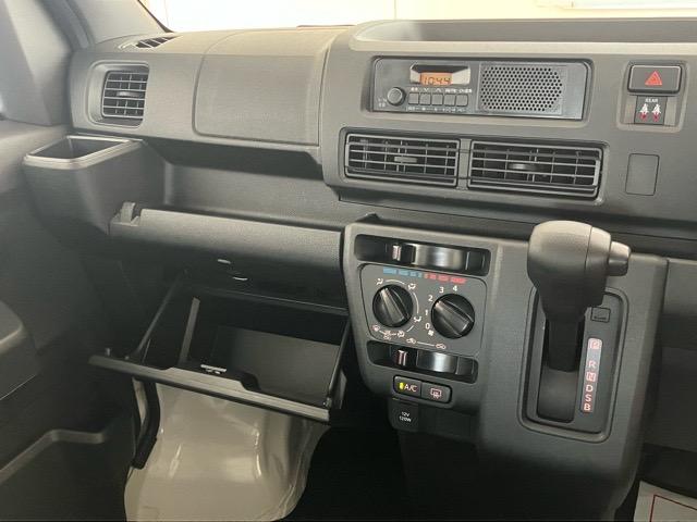 ハイゼットカーゴＤＸ２ＷＤ・ＣＶＴ・両側スライドドア・ＡＭ／ＦＭラジオ・コーナーセンサー・エコアイドル・キーレスエントリー・エアコン・パワーウィンドウ（佐賀県）の中古車
