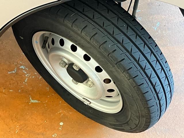 ＮＶ１００クリッパーバンＤＸ２ＷＤ・ＡＴ車・両側スライドドア・エアコン（佐賀県）の中古車
