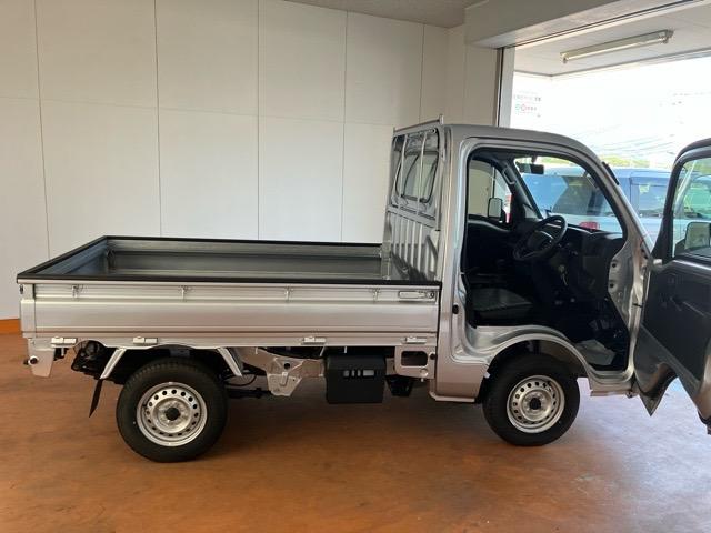 ハイゼットトラックスタンダード　農用スペシャル　スマートアシスト非装着車４ＷＤ・ＭＴ車・コーナーセンサー・作業灯・ハイロー切替・エコアイドル・ラジオ・エアコン（佐賀県）の中古車