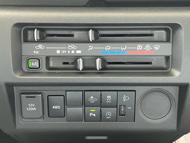 ハイゼットトラックスタンダード４ＷＤ・ＭＴ車・衝突回避・コーナーセンサー・エコアイドル・ラジオ・エアコン（佐賀県）の中古車