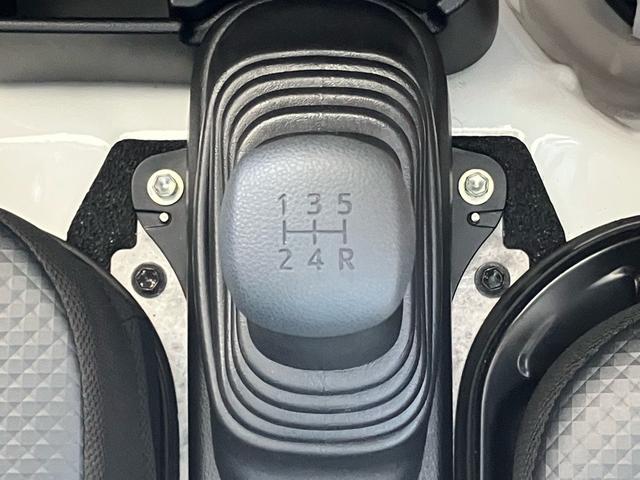 ハイゼットトラックスタンダード４ＷＤ・ＭＴ車・衝突回避・コーナーセンサー・エコアイドル・ラジオ・エアコン（佐賀県）の中古車