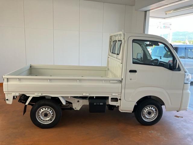 ハイゼットトラックスタンダード４ＷＤ・ＭＴ車・衝突回避・コーナーセンサー・ＡＭ／ＦＭラジオ・エコアイドル・エアコン（佐賀県）の中古車