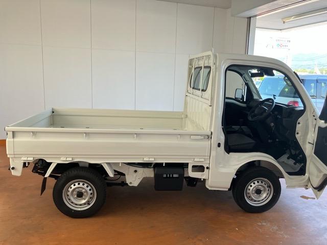 ハイゼットトラックスタンダード４ＷＤ・ＭＴ車・衝突回避・コーナーセンサー・ＡＭ／ＦＭラジオ・エコアイドル・エアコン（佐賀県）の中古車