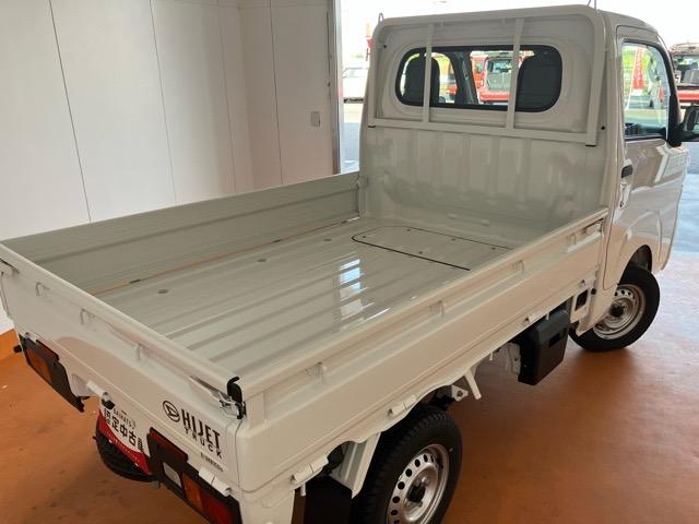 ハイゼットトラックスタンダード４ＷＤ・ＭＴ車・衝突回避・コーナーセンサー・エコアイドル・ラジオ・エアコン（佐賀県）の中古車