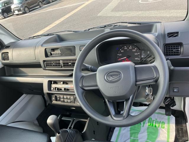 ハイゼットトラックスタンダード　農用スペシャル４ＷＤ・ＭＴ車・コーナーセンサー・作業灯・ハイロー切替・エコアイドル・ラジオ・エアコン（佐賀県）の中古車