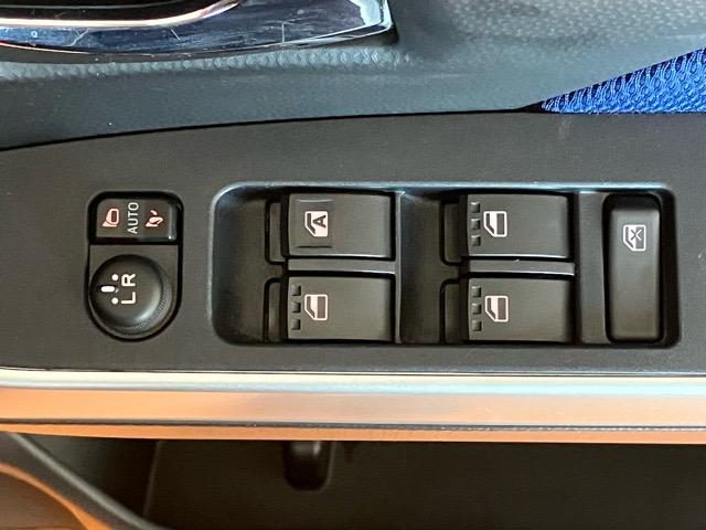 トールカスタムG リミテッド SAIII両側電動スライドドア・ETC・ドラレコ・パノラマモニター・プッシュボタンスタート・ステアリングスイッチ・オートエアコン・キーフリー・ウォークスルー・コーナーセンサー・アルミホイール・パワーウィンドウ(佐賀県)の中古車