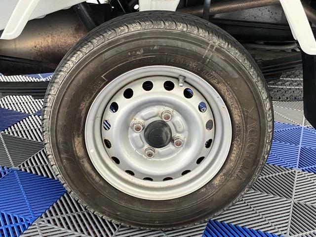 ハイゼットトラックスタンダード４ＷＤ・ＭＴ車・ＡＭ／ＦＭラジオ・キーレスエントリー・エアコン・パワーウィンドウ（佐賀県）の中古車