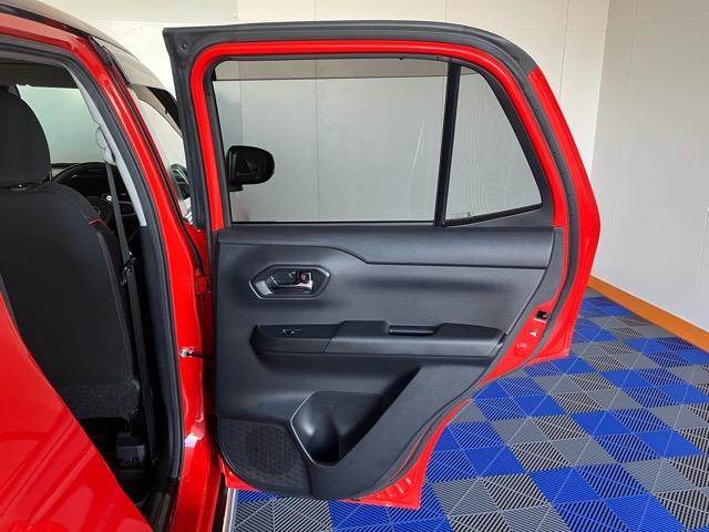 ロッキーGプッシュボタンスタート・ステアリングスイッチ・オートエアコン・キーフリーシステム・コーナーセンサー・アルミホイール・全周囲カメラ対応・シートヒーター・パワーウィンドウ(佐賀県)の中古車