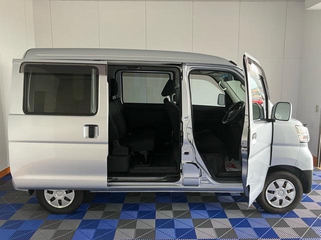ハイゼットカーゴクルーズSAIII4WD・AT車・両側スライドドア・ドラレコ・バックモニター・エコアイドル・エアコン・キーレスエントリー・エアコン・パワーウィンドウ(佐賀県)の中古車