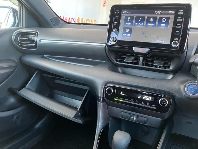 ヤリスハイブリッドGドラレコ・バックモニター・プッシュボタンスタート・ステアリングスイッチ・オートエアコン・キーフリー・パワーウィンドウ(佐賀県)の中古車