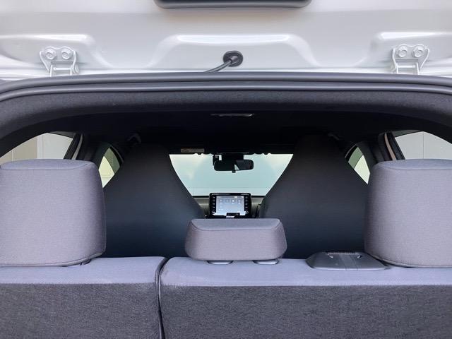 ヤリスハイブリッドGドラレコ・バックモニター・プッシュボタンスタート・ステアリングスイッチ・オートエアコン・キーフリー・パワーウィンドウ(佐賀県)の中古車