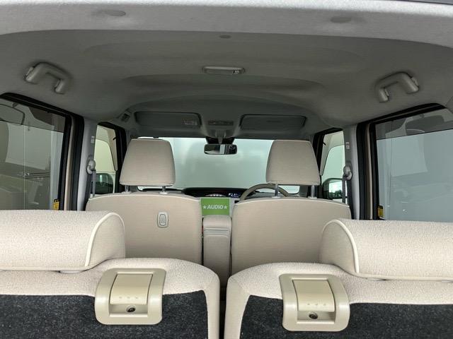 ムーヴキャンバスＸホワイトアクセントリミテッド　ＳＡIII両側電動スライドドア・プッシュボタンスタート・ステアリングスイッチ・オートエアコン・オートハイビーム・キーフリー・ベンチシート・全周囲カメラ対応・パワーウィンドウ（佐賀県）の中古車