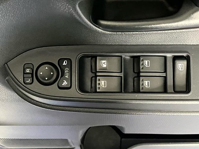 タントＸ両側電動スライドドア・プッシュボタンスタート・ステアリングスイッチ・オートエアコン・キーフリー・コーナーセンサー・ベンチシート・シートヒーター・パワーウィンドウ（佐賀県）の中古車