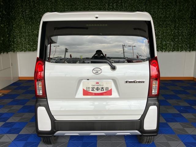 タントファンクロスターボ　エコアイドル非装着車両側電動スライドドア・ディスプレイオーディオ・パノラマモニター・ＥＴＣ・プッシュボタンスタート・ステアリングスイッチ・オートエアコン・シートヒーター・アルミホイール・パワーウィンドウ（佐賀県）の中古車