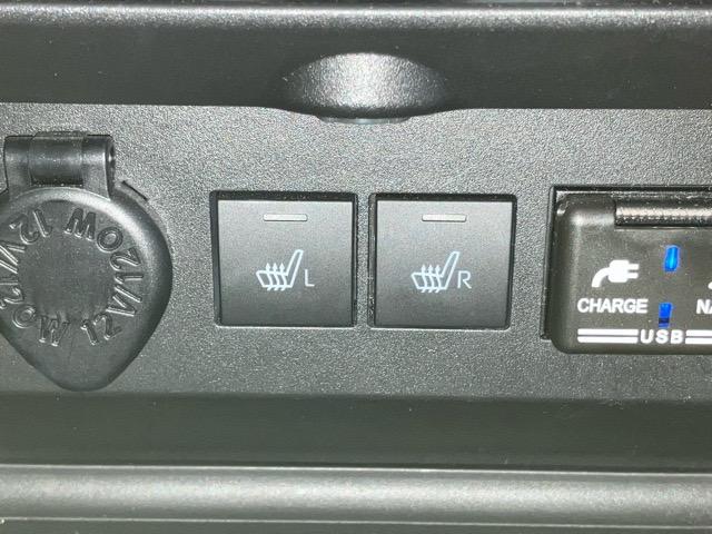 ロッキーＧドラレコ・パノラマモニター・プッシュボタンスタート・ステアリングスイッチ・オートエアコン・キーフリー・コーナーセンサー・アルミホイール・シートヒーター・パワーウィンドウ（佐賀県）の中古車