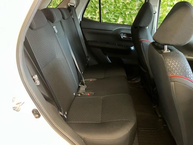 ロッキーＧドラレコ・パノラマモニター・プッシュボタンスタート・ステアリングスイッチ・オートエアコン・キーフリー・コーナーセンサー・アルミホイール・シートヒーター・パワーウィンドウ（佐賀県）の中古車