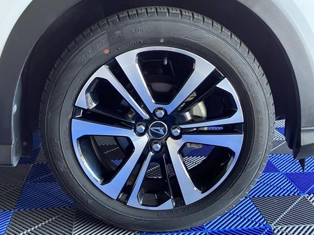 ロッキーＧドラレコ・パノラマモニター・プッシュボタンスタート・ステアリングスイッチ・オートエアコン・キーフリー・コーナーセンサー・アルミホイール・シートヒーター・パワーウィンドウ（佐賀県）の中古車