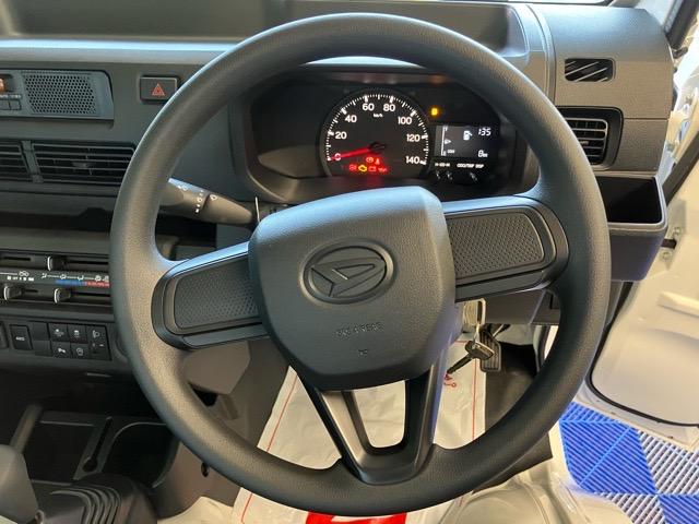 ハイゼットトラックスタンダード４ＷＤ・ＭＴ車・衝突回避・コーナーセンサー・エコアイドル・ラジオ・エアコン（佐賀県）の中古車