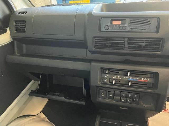 ハイゼットトラックスタンダード４ＷＤ・ＭＴ車・衝突回避・コーナーセンサー・エコアイドル・ラジオ・エアコン（佐賀県）の中古車