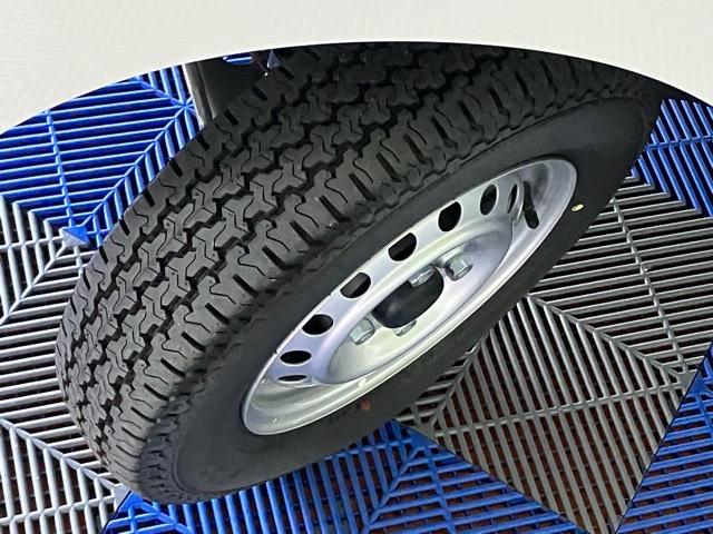 ハイゼットトラックスタンダード４ＷＤ・ＭＴ車・衝突回避・コーナーセンサー・エコアイドル・ラジオ・エアコン（佐賀県）の中古車