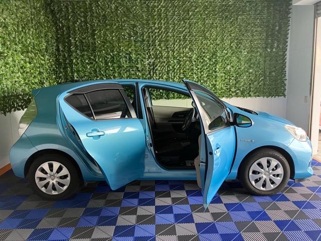 アクアＧハイブリッド車・ドラレコ・バックモニター・プッシュボタンスタート・オートエアコン・キーフリー・パワーウィンドウ（佐賀県）の中古車