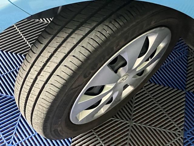 アクアＧハイブリッド車・ドラレコ・バックモニター・プッシュボタンスタート・オートエアコン・キーフリー・パワーウィンドウ（佐賀県）の中古車