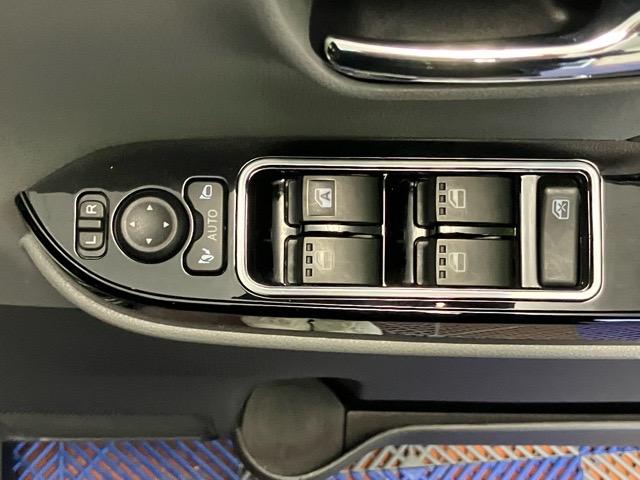 タントカスタムＸセレクション両側電動スライドドア・ナビ・ＥＴＣ・ドラレコ・プッシュボタンスタート・ステアリングスイッチ・オートエアコン・キーフリーシステム・シートヒーター・アルミホイール・パワーウィンドウ（佐賀県）の中古車