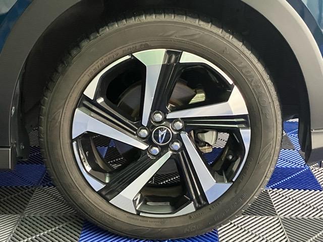 ロッキープレミアムＧ　ＨＥＶドラレコ・パノラマモニター・プッシュボタンスタート・ステアリングスイッチ・オートエアコン・キーフリー・コーナーセンサー・アルミホイール・シートヒーター・パワーウィンドウ（佐賀県）の中古車