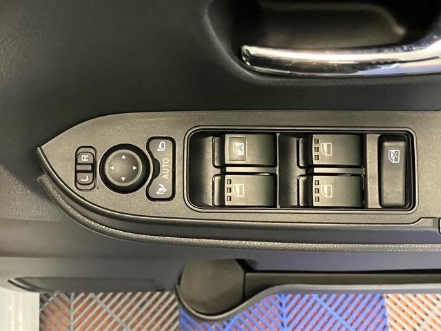 タントカスタムＲＳ　エコアイドル非装着車両側電動スライドドア・ディスプレイオーディオ・バックモニター・プッシュボタンスタート・ステアリングスイッチ・オートエアコン・キーフリーシステム・シートヒーター・アルミホイール・パワーウィンドウ（佐賀県）の中古車