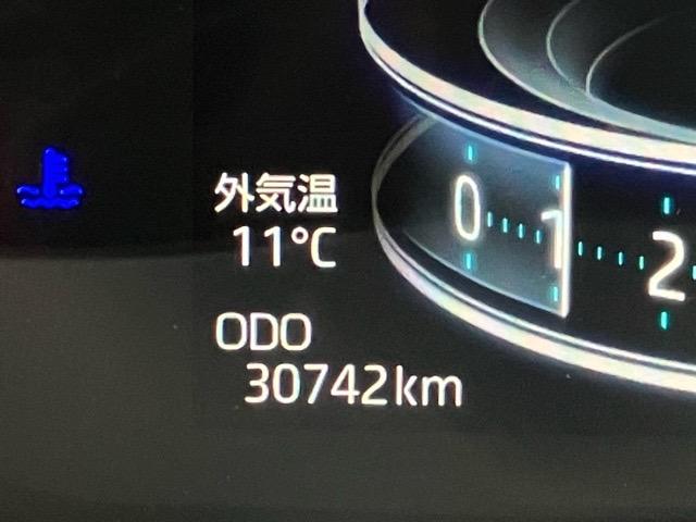 ロッキープレミアムドラレコ・パノラマモニター・プッシュボタンスタート・ステアリングスイッチ・オートエアコン・キーフリー・コーナーセンサー・アルミホイール・シートヒーター・パワーウィンドウ（佐賀県）の中古車