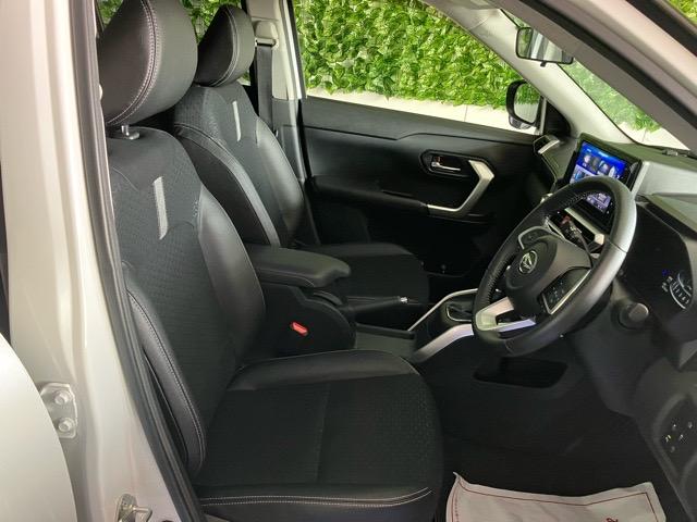 ロッキープレミアムドラレコ・パノラマモニター・プッシュボタンスタート・ステアリングスイッチ・オートエアコン・キーフリー・コーナーセンサー・アルミホイール・シートヒーター・パワーウィンドウ（佐賀県）の中古車