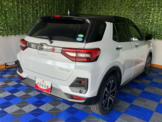 ロッキープレミアムドラレコ・パノラマモニター・プッシュボタンスタート・ステアリングスイッチ・オートエアコン・キーフリー・コーナーセンサー・アルミホイール・シートヒーター・パワーウィンドウ（佐賀県）の中古車