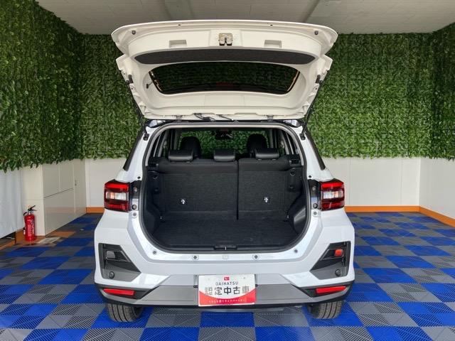 ロッキープレミアムドラレコ・パノラマモニター・プッシュボタンスタート・ステアリングスイッチ・オートエアコン・キーフリー・コーナーセンサー・アルミホイール・シートヒーター・パワーウィンドウ（佐賀県）の中古車