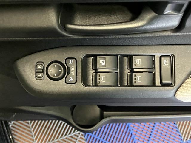 ムーヴX片側電動スライドドア・ディスプレイオーディオ・Bluetooth・パノラマモニター・プッシュボタンスタート・ステアリングスイッチ・オートエアコン・キーフリー・コーナーセンサー・パワーウィンドウ(佐賀県)の中古車