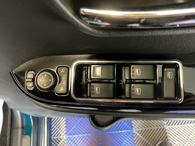 タントカスタムＸ両側電動スライドドア・ドラレコ・パノラマモニター・プッシュボタンスタート・ステアリングスイッチ・オートエアコン・キーフリーシステム・シートヒーター・パワーウィンドウ（佐賀県）の中古車