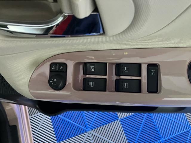 ムーヴキャンバスXリミテッドメイクアップ SAIIアウトレット車・現状渡し・両側電動スライドドア・ETC・プッシュボタンスタート・ステアリングスイッチ・オートエアコン・キーフリーシステム・ベンチシート・パワーウィンドウ(佐賀県)の中古車