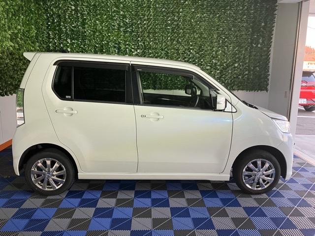 ワゴンRスティングレーXCDオーディオ・プッシュボタンスタート・ステアリングスイッチ・キーフリーシステム・オートエアコン・アルミホイール・ベンチシート・パワーウィンドウ(佐賀県)の中古車