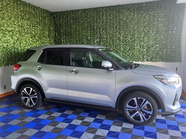 ロッキープレミアムETC・ドラレコ・パノラマモニター・プッシュボタンスタート・ステアリングスイッチ・オートエアコン・キーフリー・コーナーセンサー・アルミホイール・シートヒーター・パワーウィンドウ(佐賀県)の中古車